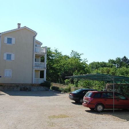 Apartments Novak By El-Pi Tours Malinska Exteriör bild